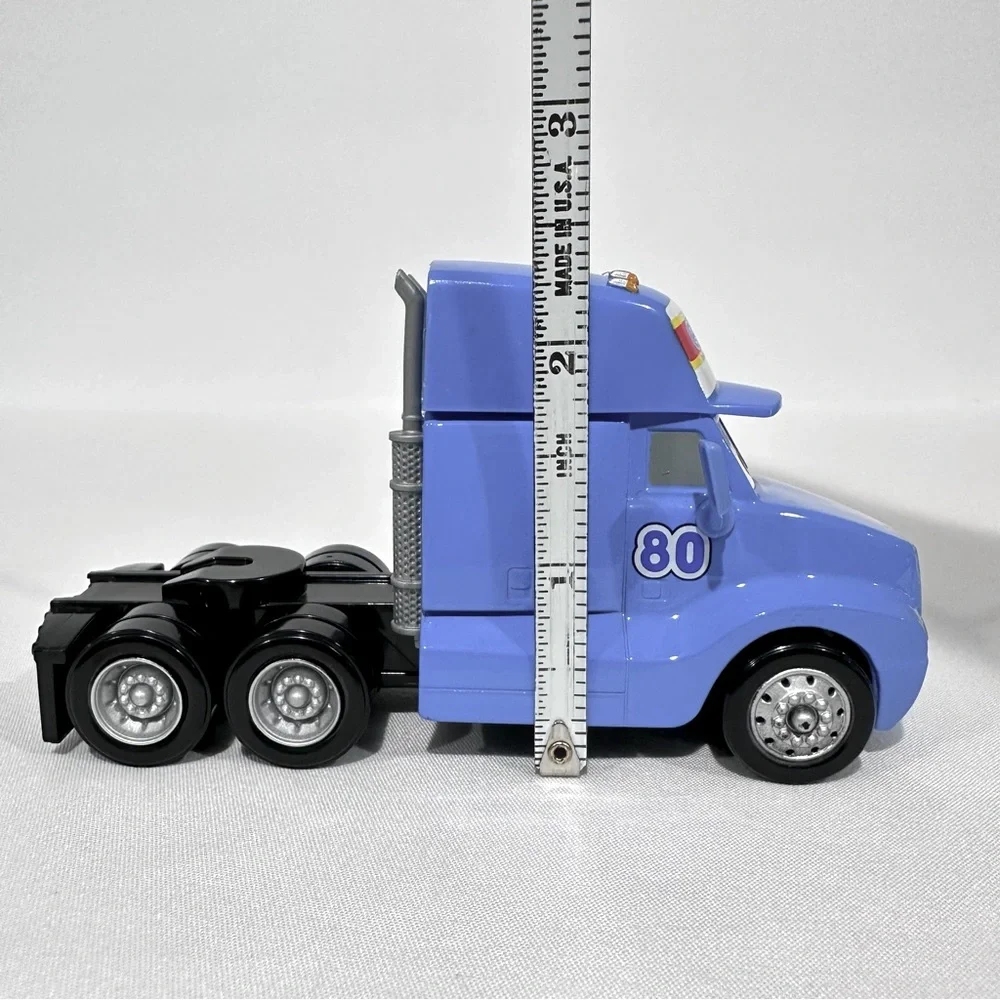Disney Pixar Cars Gask-its #80 Rare Hauler Cab Die-cast Mattel